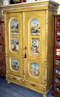 relooking armoire,,armoire décorées sur commande, armoires recyclées, armoires relookées ,decor sur meuble, peinture décorative mobilier